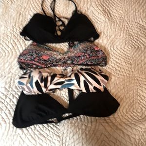 O’Neill bikini tops Large